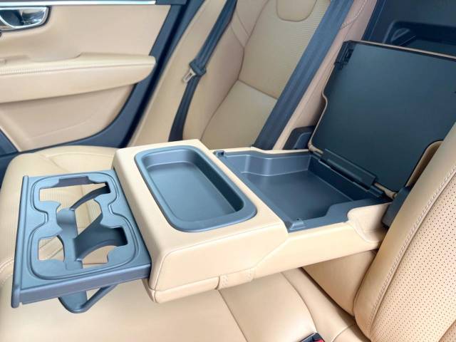 ボルボ Ｓ９０ Ｔ６ ＡＷＤ インスクリプション 1.8万Km (神奈川県)[723]の中古車詳細