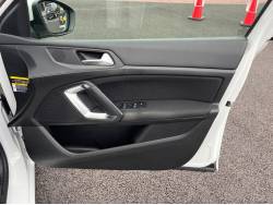 ３０８ ＳＷ アリュールの中古車画像