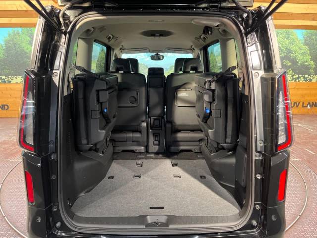 日産 セレナ ハイウェイスターＶ 2.6万Km 301.9万円(石川県)[365]の中古車詳細