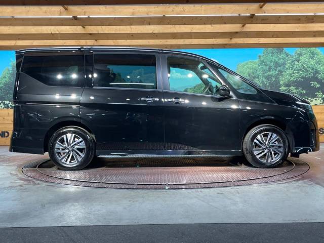 日産 セレナ ハイウェイスターＶ 2.6万Km 301.9万円(石川県)[365]の中古車詳細