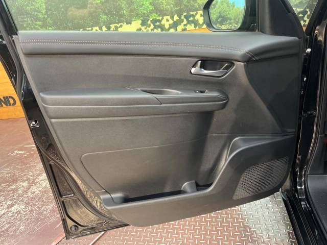 日産 セレナ ハイウェイスターＶ 2.6万Km 301.9万円(石川県)[365]の中古車詳細