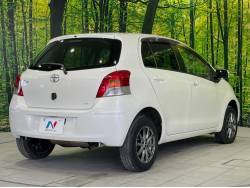 ヴィッツ ＦリミテッドⅡの中古車画像