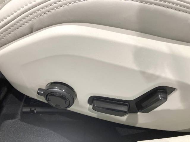 ボルボ Ｓ６０ アルティメット Ｂ４ 0.4万Km (神奈川県)[481]の中古車詳細