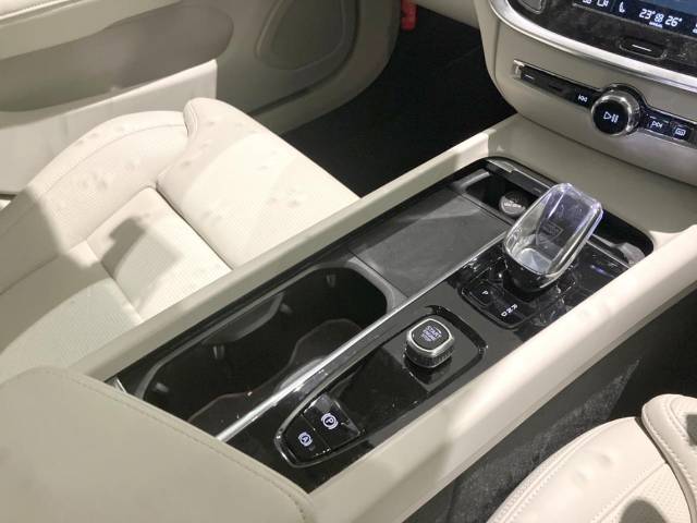 ボルボ Ｓ６０ アルティメット Ｂ４ 0.4万Km (神奈川県)[481]の中古車詳細