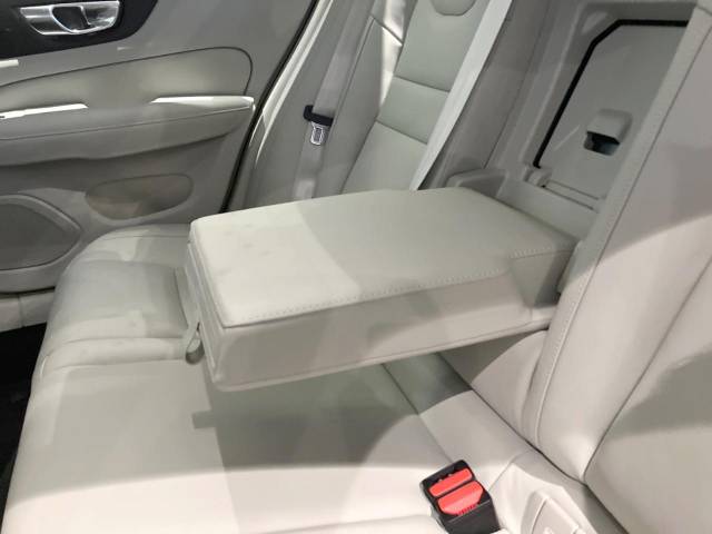 ボルボ Ｓ６０ アルティメット Ｂ４ 0.4万Km (神奈川県)[481]の中古車詳細