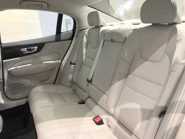 ボルボ Ｓ６０ アルティメット Ｂ４ 0.4万Km (神奈川県)[481]の中古車詳細