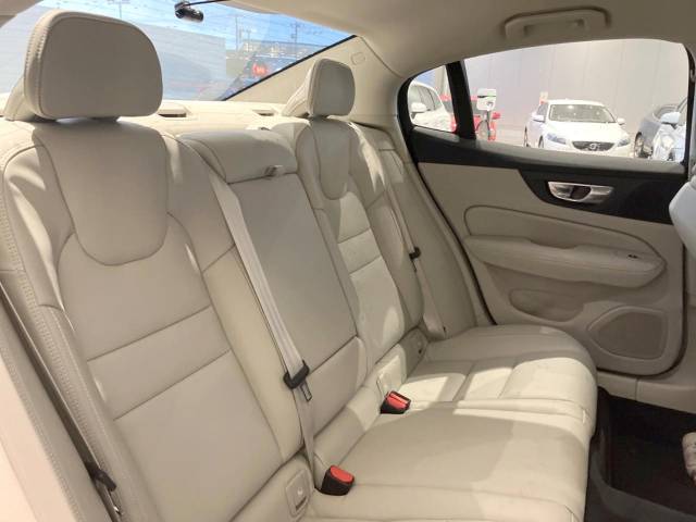 ボルボ Ｓ６０ アルティメット Ｂ４ 0.4万Km (神奈川県)[481]の中古車詳細