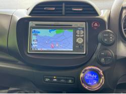 フィットハイブリッド ハイブリッド・シーズの中古車画像