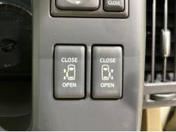 セレナ ２０Ｇの中古車画像