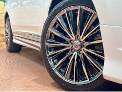 ハリアー プレミアム メタル アンド レザーパッケージの中古車画像