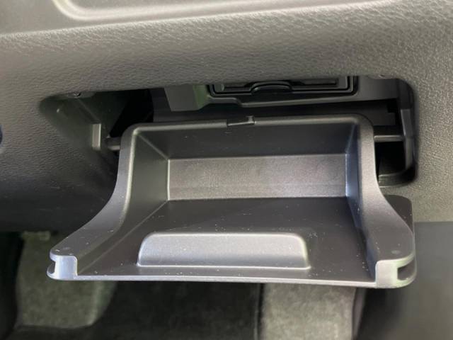 日産 セレナ ハイウェイスター Ｖセレクション 4.4万Km 192.9万円(三重県)[716]の中古車詳細