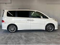 ステップワゴン ＨＤＤナビ スタイル セレクトの中古車画像