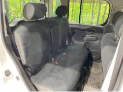 キューブ １５Ｘ ＦＯＵＲの中古車画像