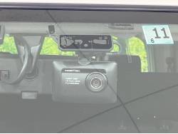 キューブ １５Ｘ ＦＯＵＲの中古車画像