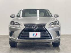 ＮＸ ＮＸ３００ｈ バージョンＬの中古車画像
