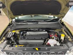 ジープ・レネゲード オープニング・エディションの中古車画像