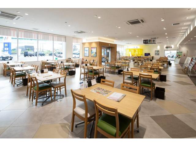 日産 ノート Ｘ 2.6万Km 200.9万円(愛知県)[260]の中古車詳細