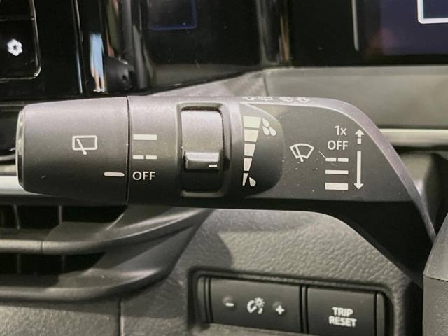 日産 ノート Ｘ 2.6万Km 200.9万円(愛知県)[260]の中古車詳細