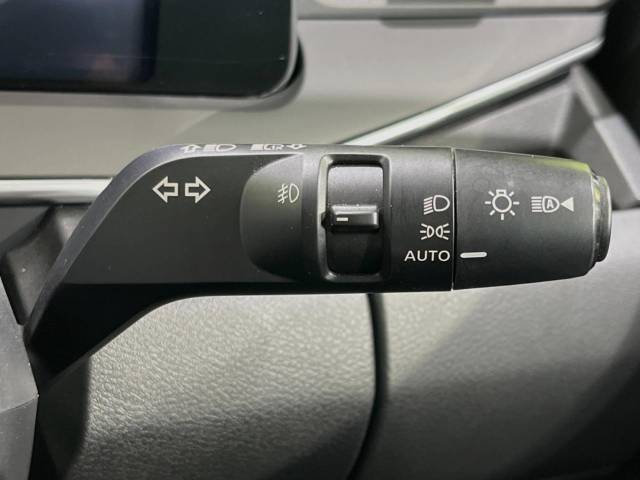 日産 ノート Ｘ 2.6万Km 200.9万円(愛知県)[260]の中古車詳細