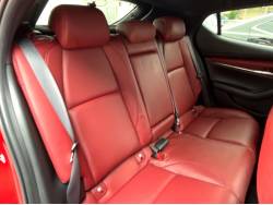 ＭＡＺＤＡ３ファストバック ２０Ｓバーガンディ セレクションの中古車画像