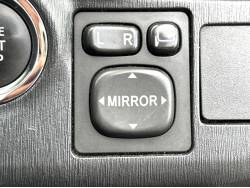 ヴィッツ Ｆ シエルの中古車画像