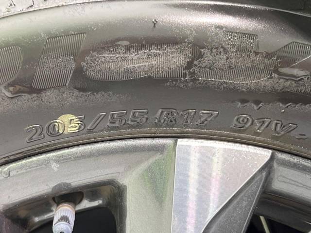 トヨタ ヴォクシー ハイブリッドＳ－Ｚ 3.4万Km 402.9万円(三重県)[765]の中古車詳細