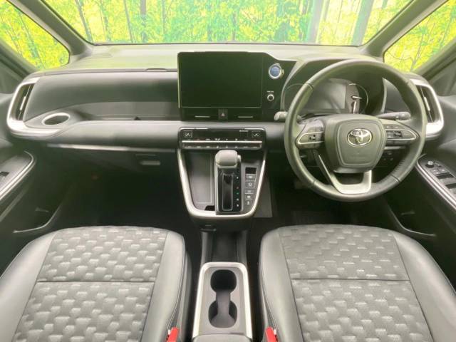 トヨタ ヴォクシー ハイブリッドＳ－Ｚ 3.4万Km 402.9万円(三重県)[765]の中古車詳細