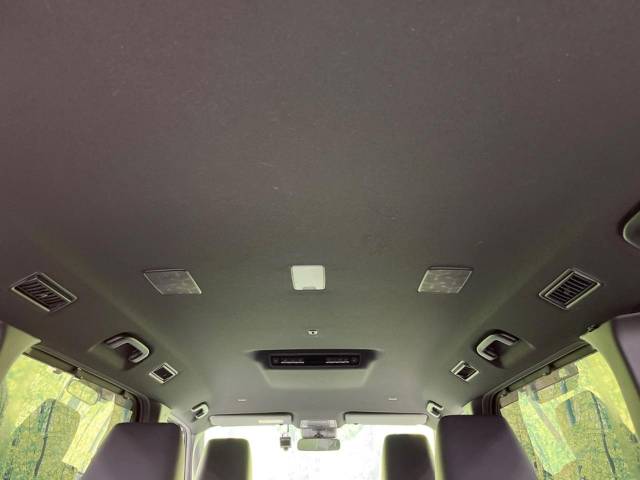 トヨタ ヴォクシー ハイブリッドＳ－Ｚ 3.4万Km 402.9万円(三重県)[765]の中古車詳細