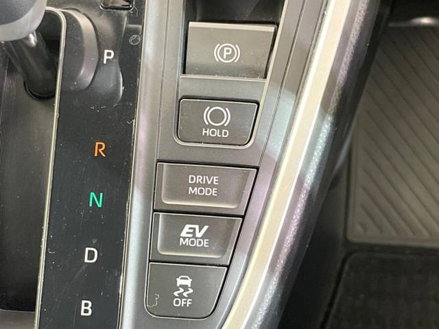 トヨタ ヴォクシー ハイブリッドＳ－Ｚ 3.4万Km 402.9万円(三重県)[765]の中古車詳細