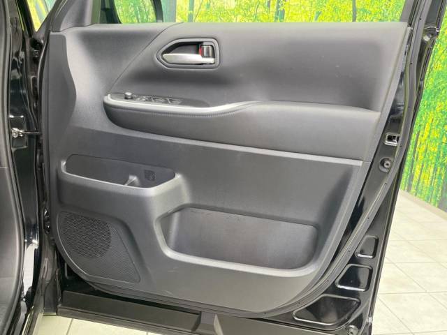 トヨタ ヴォクシー ハイブリッドＳ－Ｚ 3.4万Km 402.9万円(三重県)[765]の中古車詳細