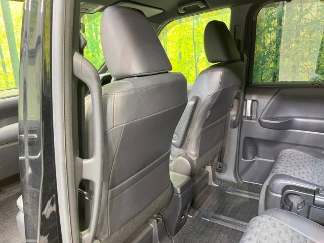 トヨタ ヴォクシー ハイブリッドＳ－Ｚ 3.4万Km 402.9万円(三重県)[765]の中古車詳細