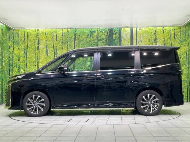 トヨタ ヴォクシー ハイブリッドＳ－Ｚ 3.4万Km 402.9万円(三重県)[765]の中古車詳細