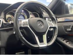 Ｅクラスステーションワゴン Ｅ３００ ステーションワゴン アバンギャルドの中古車画像