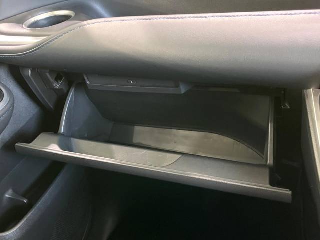 トヨタ ヴォクシー Ｓ－Ｚ 1.2万Km 382.9万円(高知県)[316]の中古車詳細