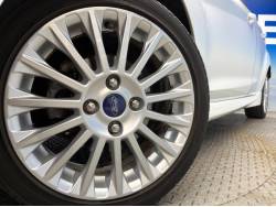 フィエスタ １．０エコブーストの中古車画像