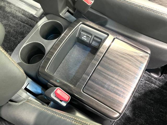 日産 エルグランド ２５０ハイウェイスターＳ アーバンクロム 4.8万Km 279.9万円(愛知県)[698]の中古車詳細