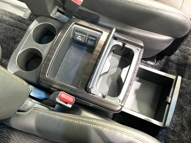 日産 エルグランド ２５０ハイウェイスターＳ アーバンクロム 4.8万Km 279.9万円(愛知県)[698]の中古車詳細