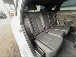 Ｑ３スポーツバック ３５ＴＦＳＩ Ｓラインの中古車画像