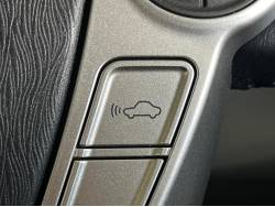 プリウスα Ｇの中古車画像