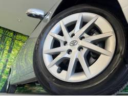 プリウスα Ｇの中古車画像