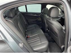 ５シリーズ ５４０ｉ Ｍスポーツの中古車画像