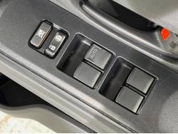 アクア Ｓビジネスパッケージの中古車画像