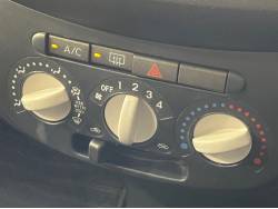 エッセ Ｄの中古車画像