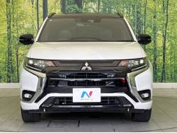 アウトランダーPHEV【特別・限定】ブラックエディション