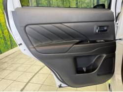 アウトランダーＰＨＥＶ ブラックエディションの中古車画像