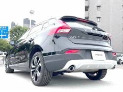 Ｖ４０ クロスカントリー Ｄ４ ダイナミックエディションの中古車画像