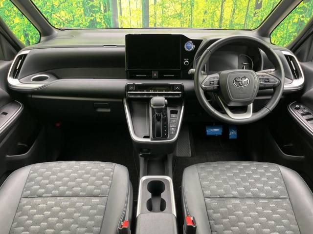 トヨタ ヴォクシー ハイブリッドＳ－Ｚ 3万Km 416.9万円(愛媛県)[198]の中古車詳細