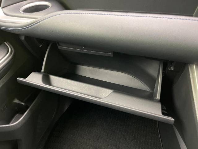 トヨタ ヴォクシー ハイブリッドＳ－Ｚ 3万Km 416.9万円(愛媛県)[198]の中古車詳細