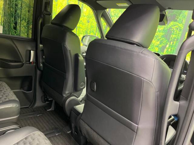 トヨタ ヴォクシー ハイブリッドＳ－Ｚ 3万Km 416.9万円(愛媛県)[198]の中古車詳細