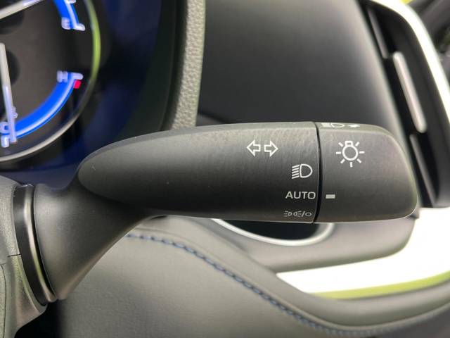 トヨタ ヴォクシー ハイブリッドＳ－Ｚ 3万Km 416.9万円(愛媛県)[198]の中古車詳細